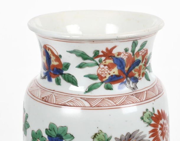 古玩陶瓷五彩花鳥紋桶瓶真品鑒賞圖