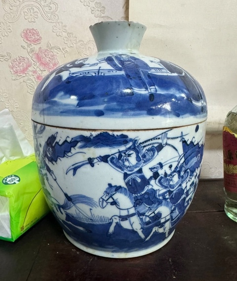 古玩陶瓷青花刀馬人物蓋缸真品鑒賞圖