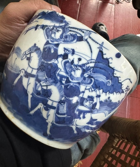 古玩陶瓷青花刀馬人物蓋缸真品鑒賞圖