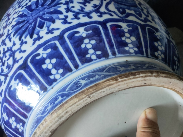 古玩陶瓷青花貫耳尊瓶真品鑒賞圖
