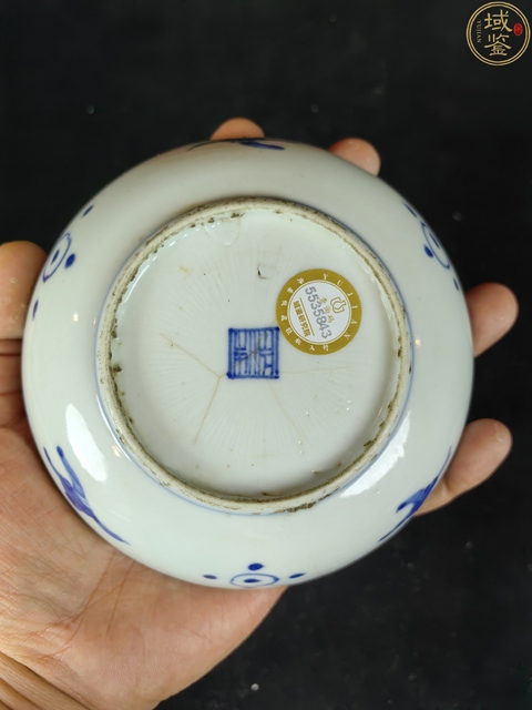 古玩陶瓷明晚期?青花洞石花卉紋盤拍賣,當前價格0元