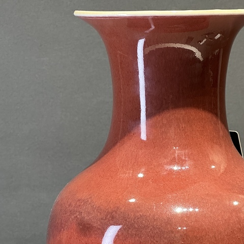 古玩陶瓷郎紅釉羅漢瓶真品鑒賞圖
