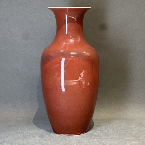 古玩陶瓷郎紅釉羅漢瓶真品鑒賞圖