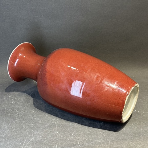 古玩陶瓷郎紅釉羅漢瓶真品鑒賞圖