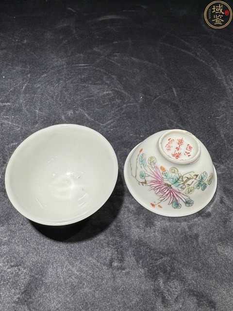 古玩陶瓷民國·粉彩菊花紋杯一對拍賣,當前價格2000元