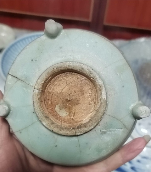 古玩陶瓷龍泉青瓷八卦爐真品鑒賞圖