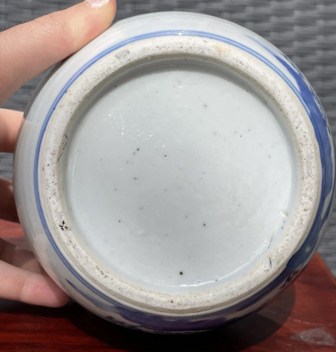 古玩陶瓷人物紋青花罐真品鑒賞圖