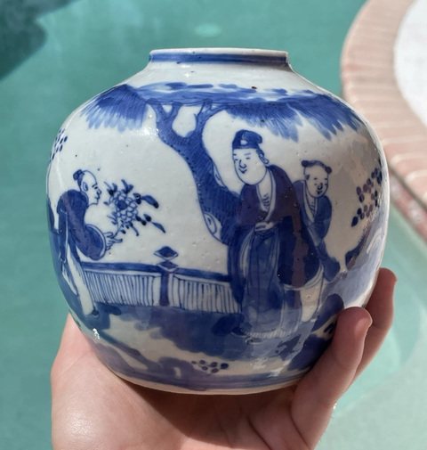 古玩陶瓷人物紋青花罐真品鑒賞圖
