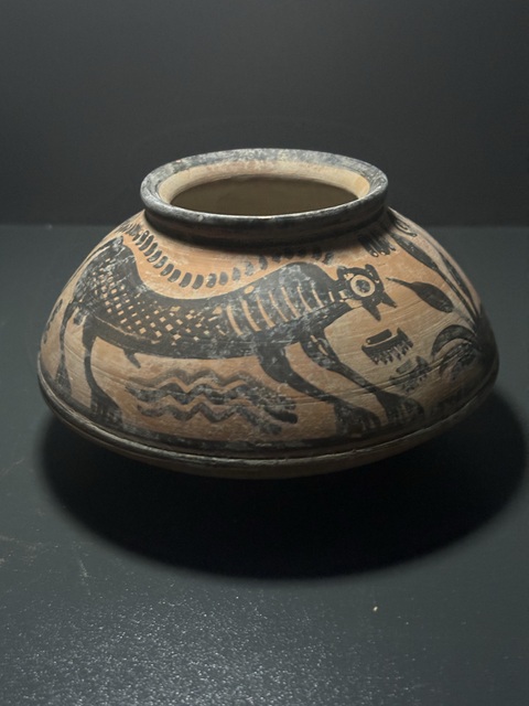 古玩陶瓷哈拉帕·波浪紋異獸花卉碟形罐真品鑒賞圖