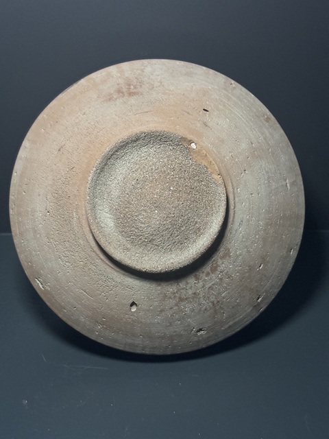 古玩陶瓷哈拉帕·波浪紋異獸花卉碟形罐真品鑒賞圖