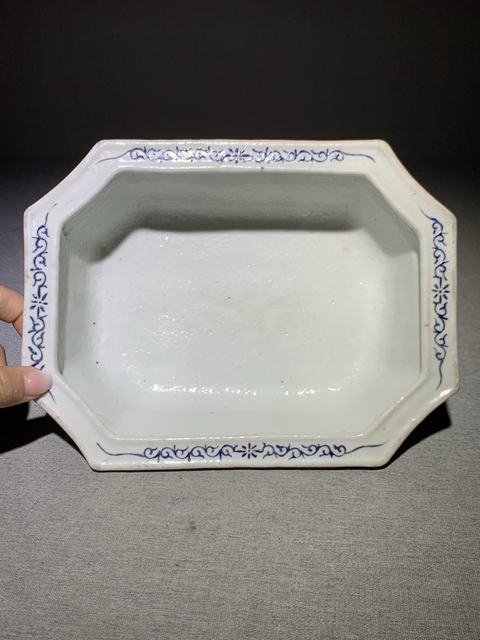 古玩陶瓷粉彩花卉紋花盆真品鑒賞圖