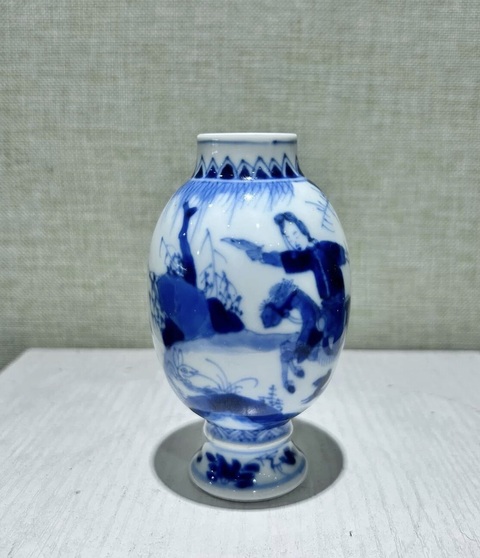 古玩陶瓷狩獵紋青花瓶真品鑒賞圖