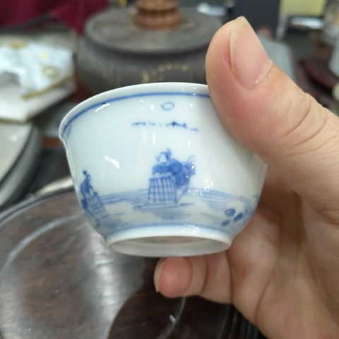 古玩陶瓷青花人物故事紋杯真品鑒賞圖