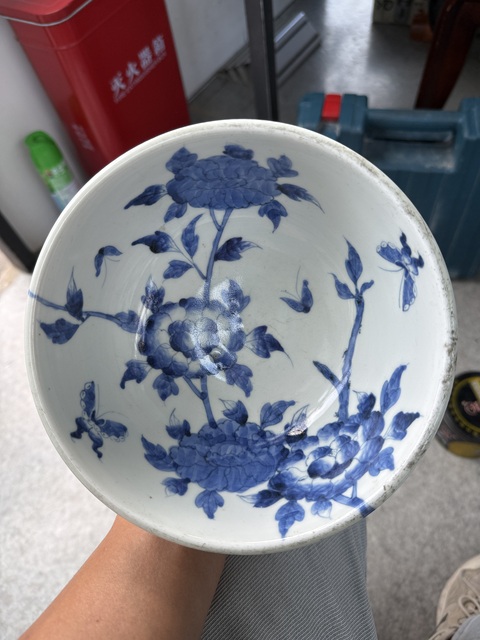 古玩陶瓷花卉紋青花高足碗真品鑒賞圖