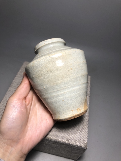古玩陶瓷【明代】龍泉青瓷梅瓶【百碎級開片】拍賣,當前價格0元
