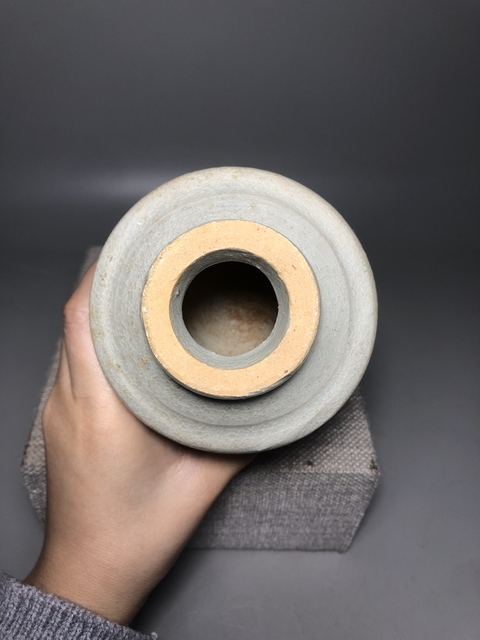 古玩陶瓷【明代】龍泉青瓷梅瓶【百碎級開片】拍賣,當前價格0元