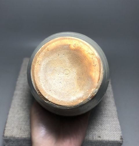 古玩陶瓷【明代】龍泉青瓷梅瓶【百碎級開片】拍賣,當前價格0元