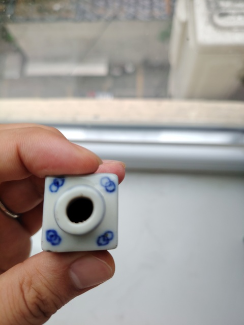 古玩陶瓷青花壽字紋四方鼻煙壺真品鑒賞圖