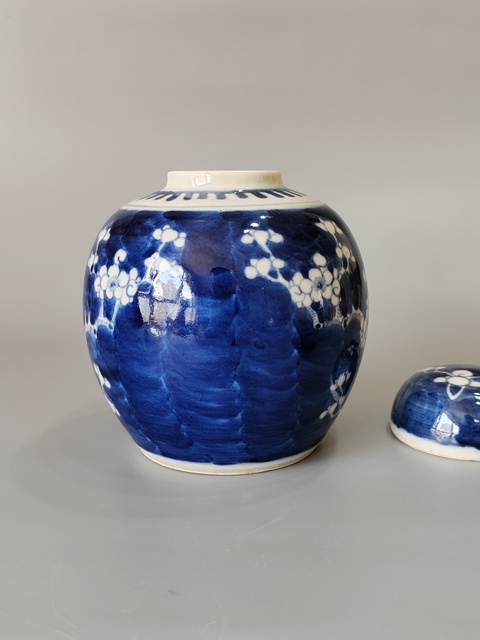 古玩陶瓷清光緒冰梅罐·發(fā)色天花板拍賣,當(dāng)前價格1600元