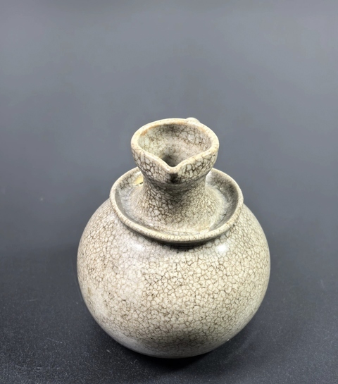 古玩陶瓷【無托實拍】哥釉花澆拍賣,當前價格555元
