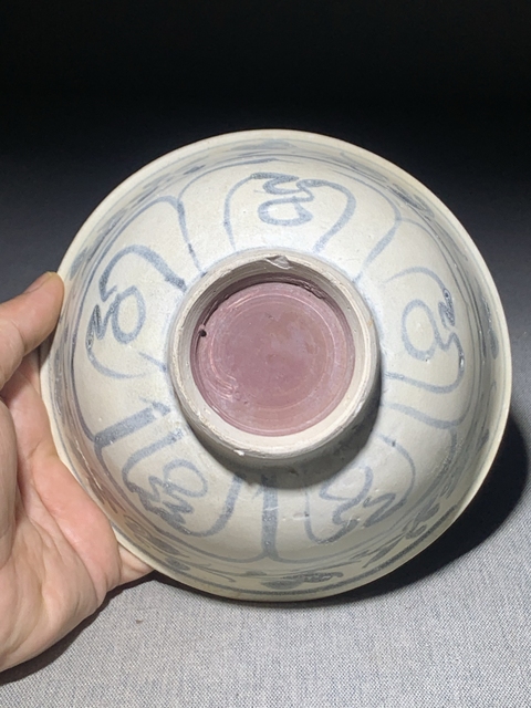 古玩陶瓷青花花卉紋茶碗真品鑒賞圖