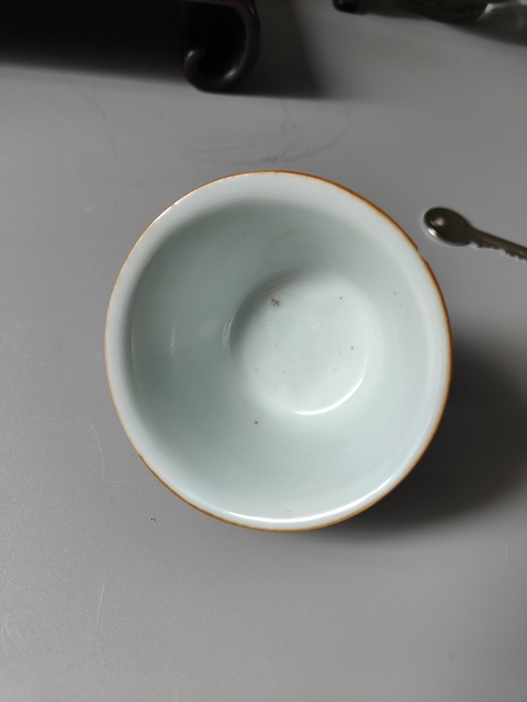古玩陶瓷青花花卉紋杯真品鑒賞圖
