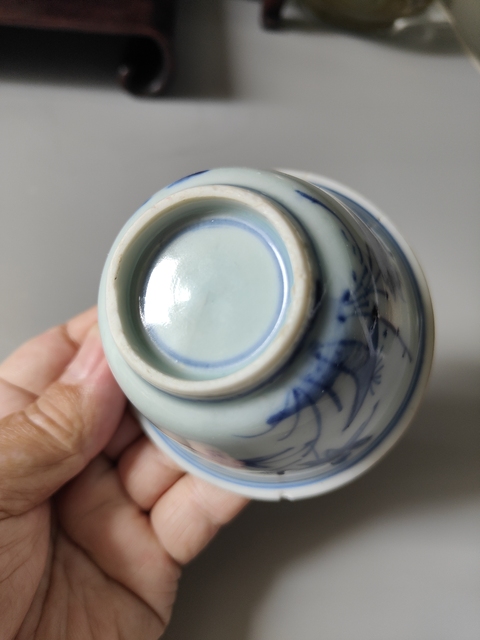 古玩陶瓷青花花卉紋杯真品鑒賞圖