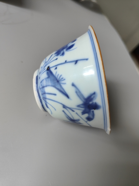古玩陶瓷青花花卉紋杯真品鑒賞圖