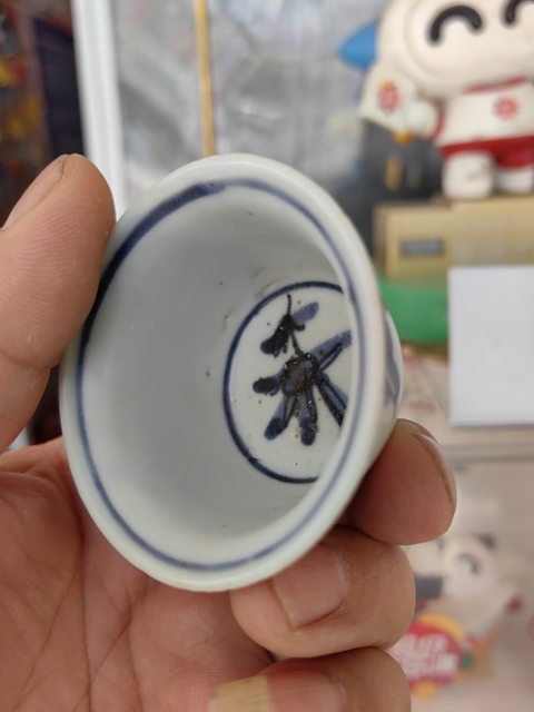 古玩陶瓷青花花鳥紋杯真品鑒賞圖