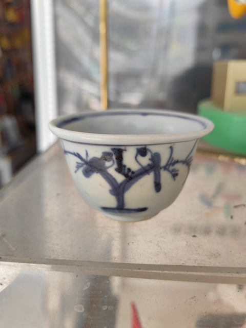 古玩陶瓷青花花鳥紋杯真品鑒賞圖