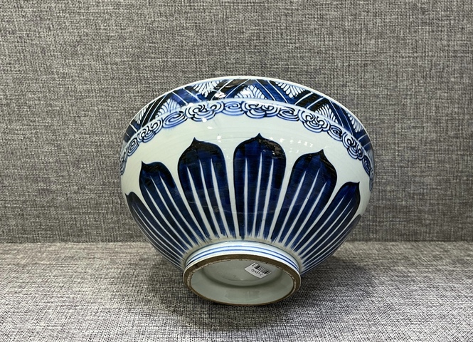 古玩陶瓷清康熙青花蓮瓣紋蓮子碗拍賣，當前價格17000元