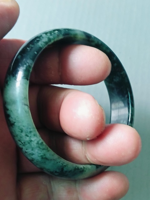 古玩玉器天然獨山玉手鐲拍賣,當前價格199元
