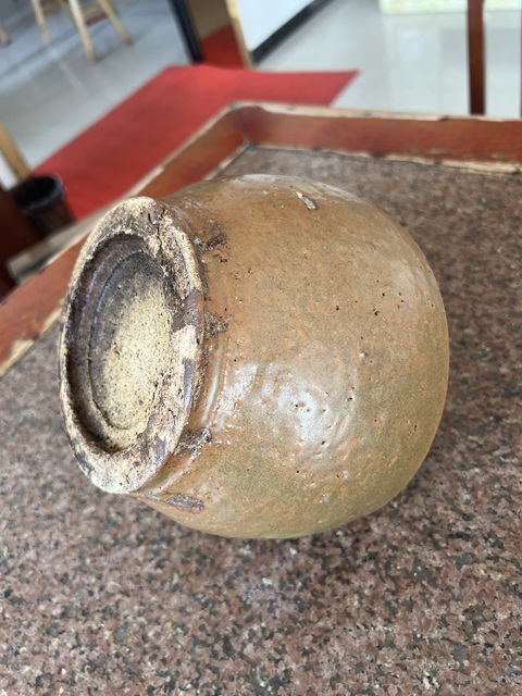 古玩陶瓷明代褐釉瓶真品鑒賞圖