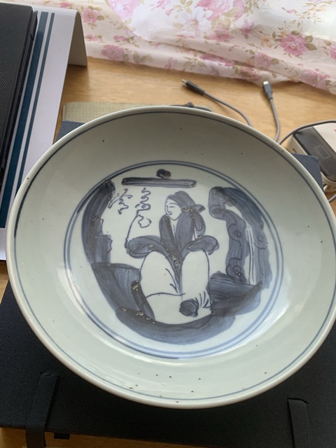 古玩陶瓷人物紋青花盤真品鑒賞圖