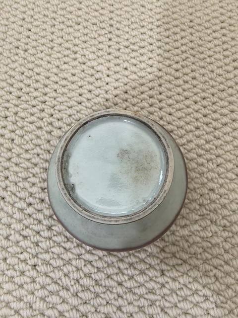 古玩陶瓷紅釉瓷豆或者水盂真品鑒賞圖