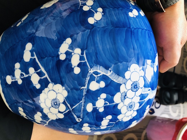古玩陶瓷青花留白冰梅紋罐真品鑒賞圖