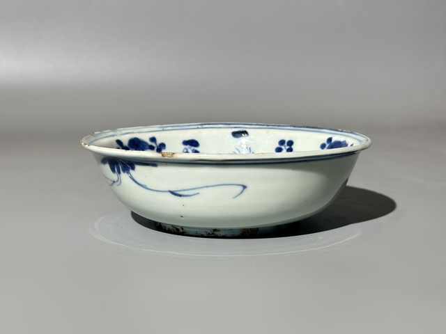 古玩陶瓷明晚期·青花一路連科紋碗真品鑒賞圖
