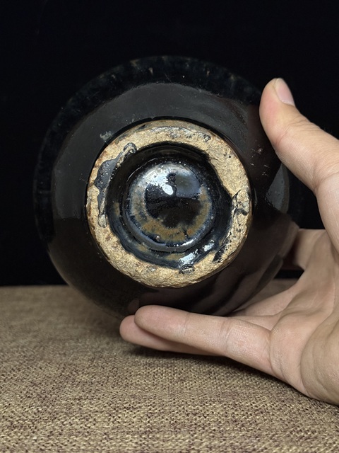古玩陶瓷窯變黑釉茶入真品鑒賞圖