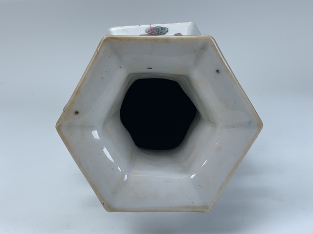 古玩陶瓷瓶真品鑒賞圖