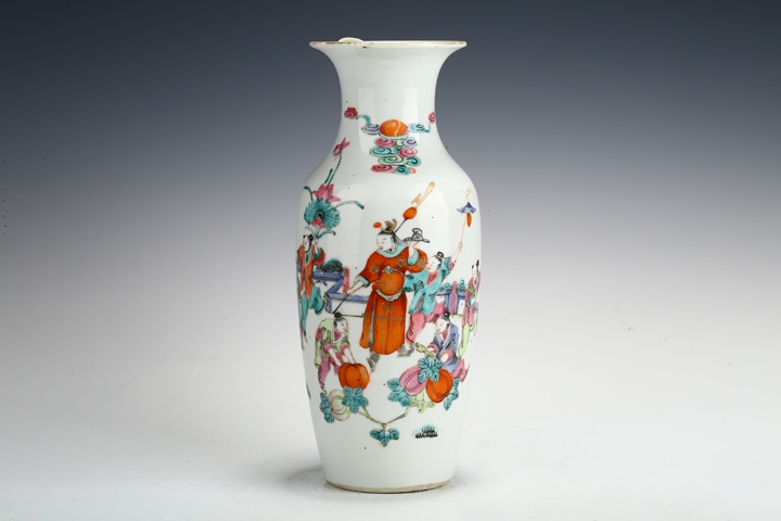 古玩陶瓷清晚·粉彩嬰戲紋瓶真品鑒賞圖