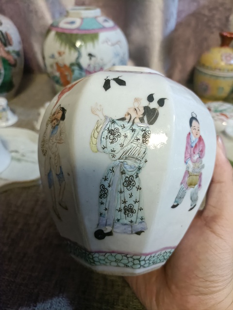 古玩陶瓷民國粉彩八仙人物八方罐拍賣,當前價格4888元