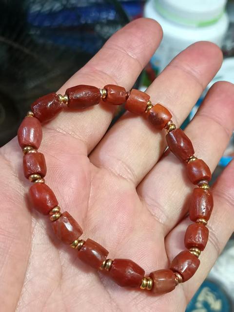 古玩玉器春秋戰(zhàn)國天然紅瑪瑙珠串拍賣,當(dāng)前價格3800元