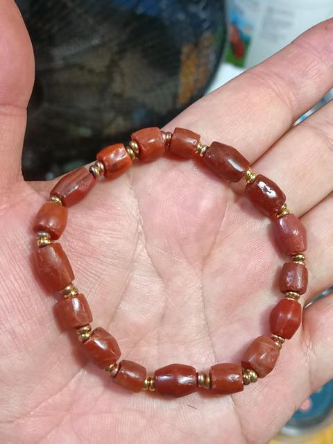古玩玉器春秋戰(zhàn)國天然紅瑪瑙珠串拍賣,當(dāng)前價格3800元