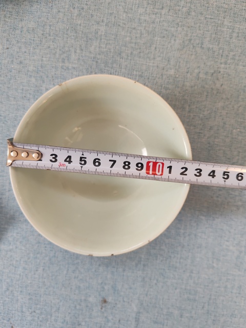 古玩陶瓷青花纏枝花卉紋碗真品鑒賞圖