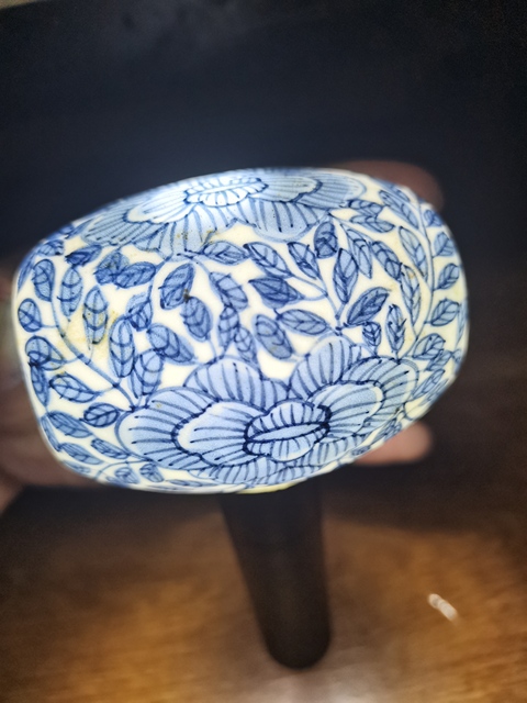 古玩陶瓷花卉紋青花鳥食罐真品鑒賞圖