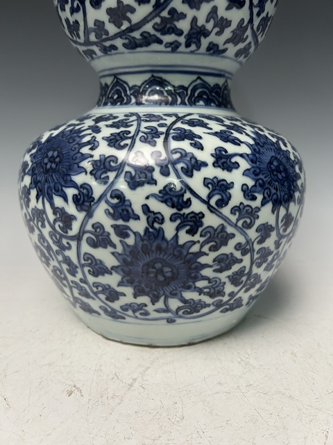 古玩陶瓷明·嘉靖青花花草紋葫蘆瓶真品鑒賞圖