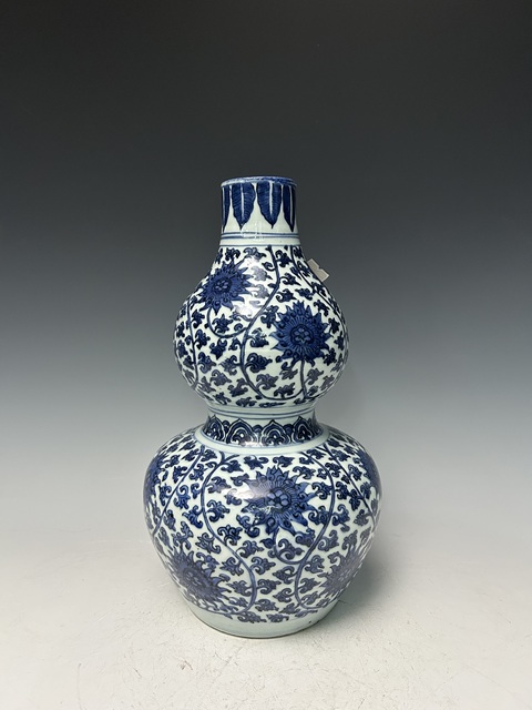 古玩陶瓷明·嘉靖青花花草紋葫蘆瓶真品鑒賞圖