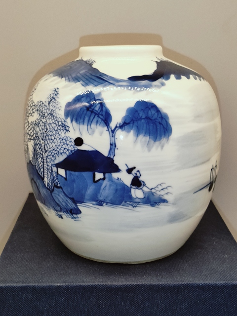 古玩陶瓷清代，精品通景山水人物青花罐拍賣，當前價格3999元