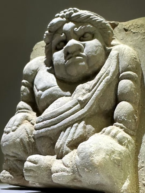 古玩陶瓷胡人力士磚雕真品鑒賞圖