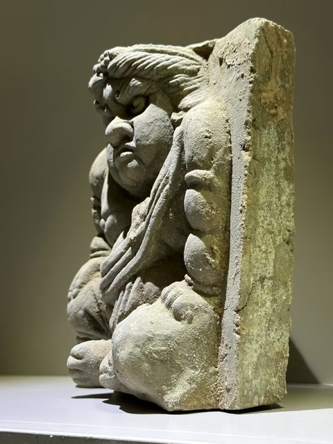 古玩陶瓷胡人力士磚雕真品鑒賞圖